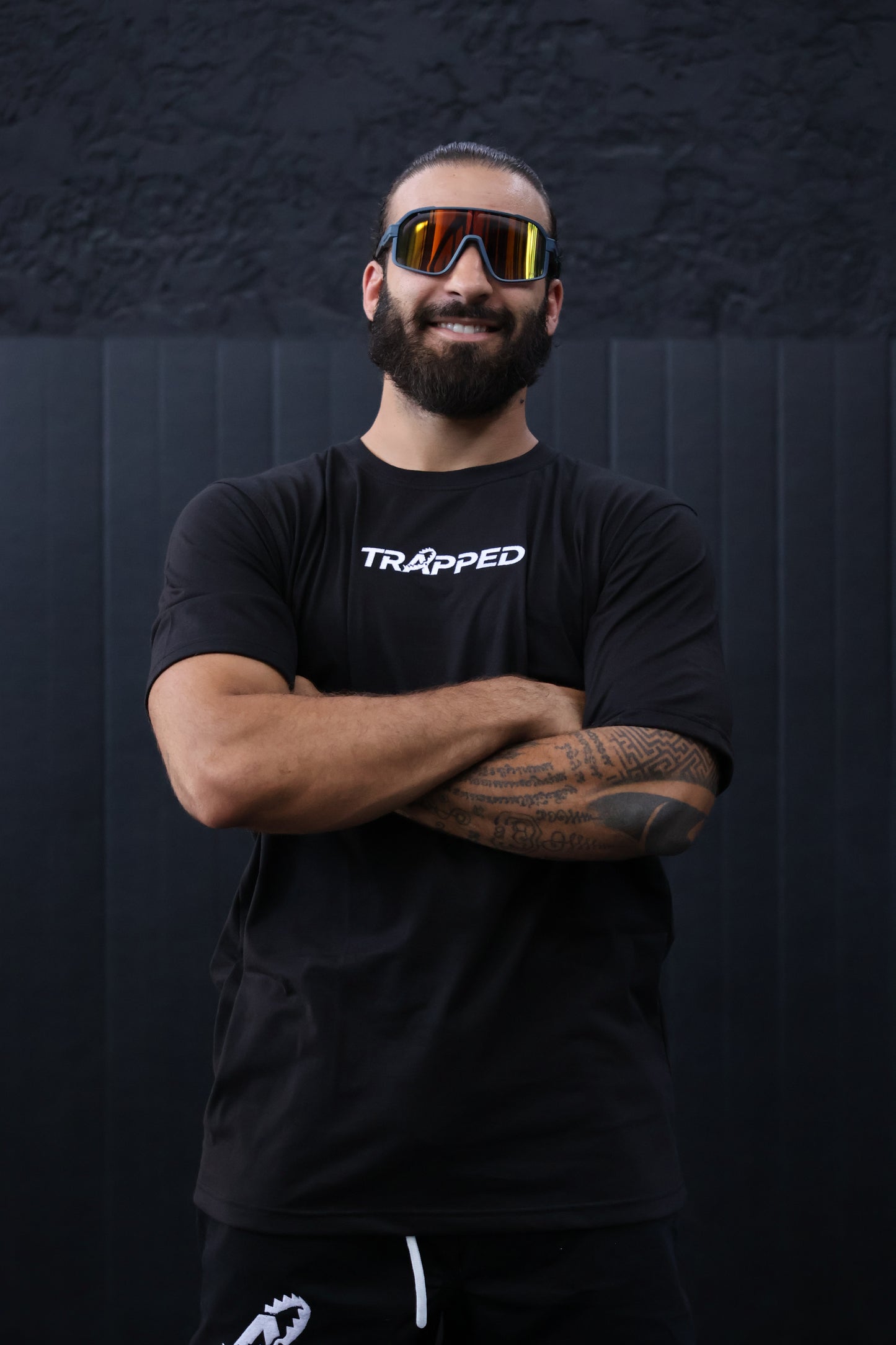 T-shirt TRAPPED noir