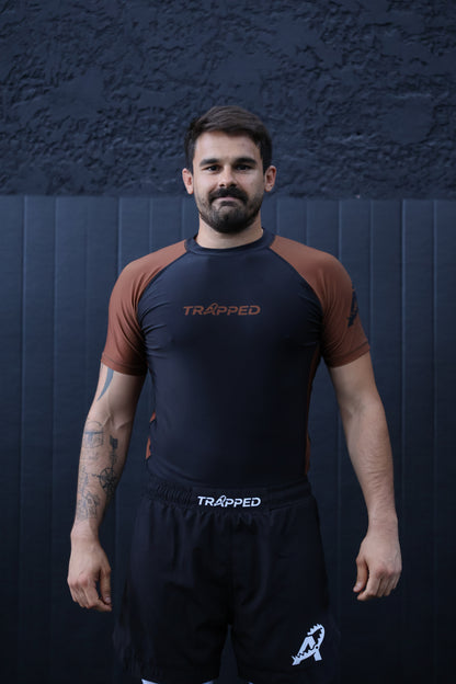 Rashguard RANKED manches courtes - MARRON